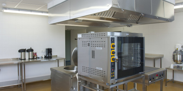 Desengrase Campanas Extractoras de Cocinas Horcajo de la Sierra-Aoslos · Cocina de la Industria Alimentaria